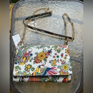 Tory Burch, Emerson chain wallet. Paradise floral pattern. New never used
